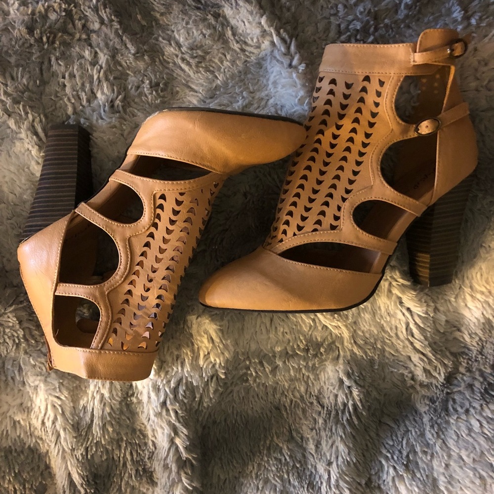 Qupid Cutout Ankle Booties